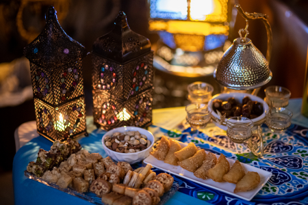 Kenali 5 Tradisi Malam Nisfu Syaban di Berbagai Negara