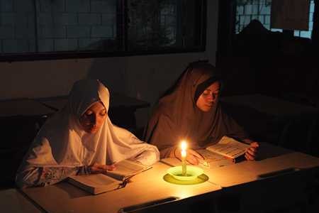Investasi Akhirat: Dukung Listrik Pesantren Penghafal Al-Qur'an Sekarang!