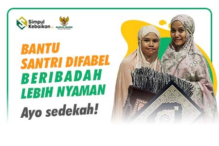 Sedekah Perlengkapan Ibadah untuk Santri Disabilitas